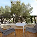 De La - Hdlp Hotel 3*