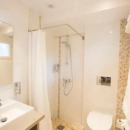 De La - Hdlp Hotel Bormes-les-Mimosas