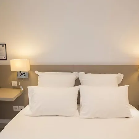 De La - Hdlp Hotel 3*